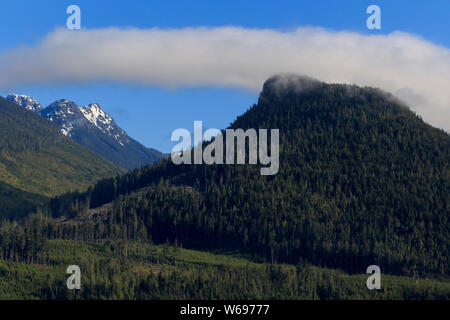 Passaggio interno, Port McNeill, Isola di Vancouver, British Columbia, Canada Foto Stock