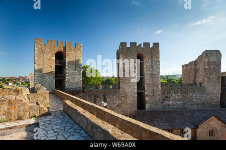 Cittadella del despota Djuradj nella fortezza di Smederevo, uno dei più grandi fortificazioni in Serbia Foto Stock