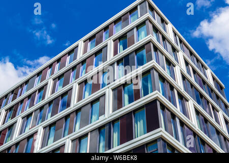 Moderno edificio di lusso nel nuovo quartiere Überseestadt " " di Brema Foto Stock