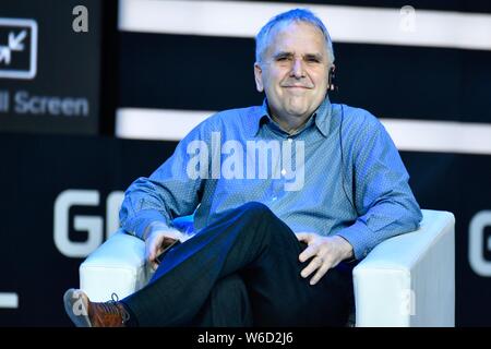 Michael Jordan, scienziato americano, professore presso la University of California di Berkeley, assiste "La situazione attuale di AI e il suo futuro ' pannello di Foto Stock