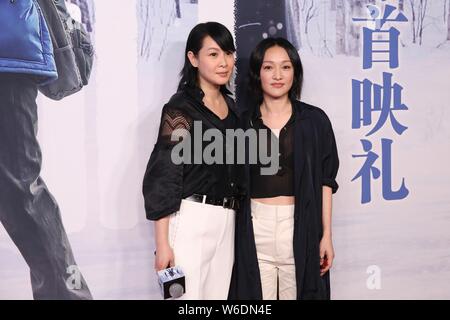 Attrice cinese Zhou Xun, destra e Taiwan il cantante-cantautore, attrice e scrittrice Rene Liu partecipare ad un evento di Premiere per il film "noi e loro' in essere Foto Stock