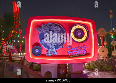 Vista interna del settimo terra a tema, Disney Pixar Toy Story Land, nella Shanghai Disneyland a Shanghai la Disney Resort di Pudong, Shanghai, C Foto Stock