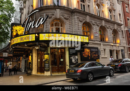 Aldwych Theatre, Aldwych, Holborn, Londra WC2, Inghilterra, Regno Unito. Foto Stock