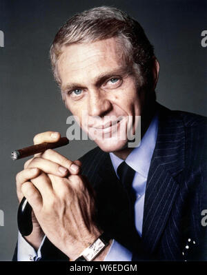 STEVE MCQUEEN nel THOMAS CROWN AFFAIR (1968), diretto da Norman JEWISON. Credito: United Artists / Album Foto Stock