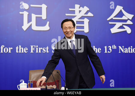 Agricoltura cinese Ministro Han Changfu partecipa a una conferenza stampa durante la prima sessione del XIII congresso nazionale del popolo (ANP) a Pechino, Foto Stock