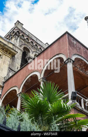 Vista esterna della chiesa di Saint Benoit anche italiano: Santa Maria della Cisterna è una chiesa cattolica romana in Beyoglu, Istanbul, Turchia.25 Luglio 2019 Foto Stock