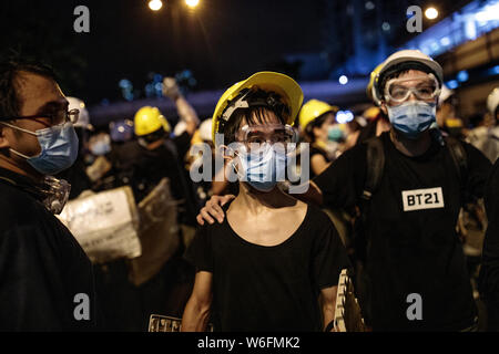 Anti-extradition bill dimostrazioni in Sha Tin, Hong Kong il 14 luglio 2019. Pro-democrazia manifestanti continuare con manifestazioni come la chiamano per il ritiro completo di un controverso disegno di legge in materia di estradizione e le dimissioni di Hong Kong Chief Executive Carrie Lam. Foto Stock