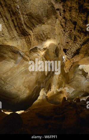 Una parte delle Grotte di Koneprusy, sistema di cave di calcare la regione conosciuta come il Carso boemo, è visibile sulla luglio 31, 2019, Koneprusy, Repubblica Ceca. (CTK foto/Michaela Rihova) Foto Stock