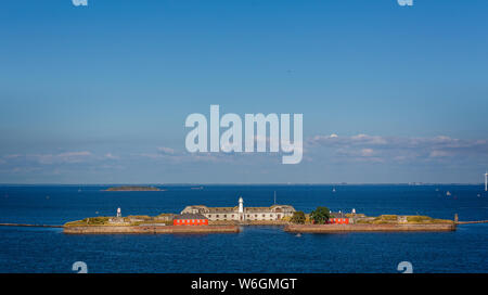 Trekroner Fort - un uomo fatto isola al largo della costa di Copenaghen, Danimarca il 18 Luglio 2019 Foto Stock