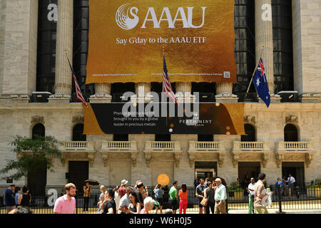 Il Canguro australiano una tonnellata moneta in oro sul display di fronte al New York Stock Exchange. Foto Stock