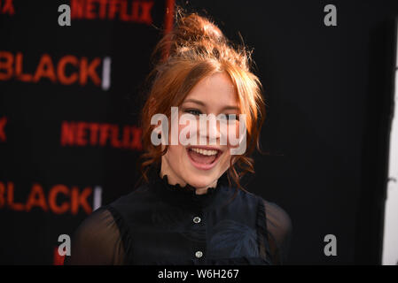 Mina Sundwall assiste il 'arancione è il nuovo nero' finale di stagione Premiere mondiale a Alice Tully Hall, Lincoln Center sulla luglio 25, 2019 a New York City. Foto Stock