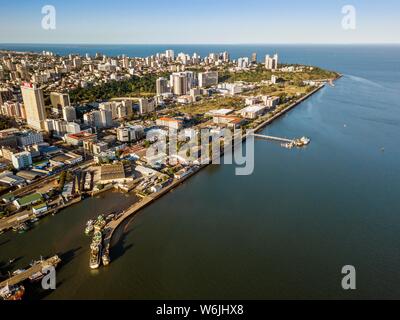 Vista aerea, centro di Maputo, Mozambico, Africa Foto Stock