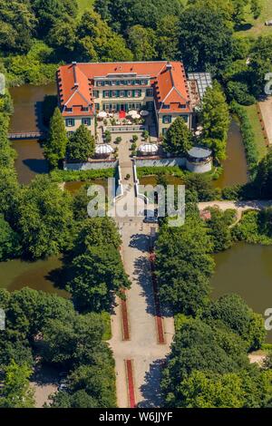 Castello Bergère con giardino di un palazzo, Gelsenkirchen, zona della Ruhr, Nord Reno-Westfalia, Germania Foto Stock