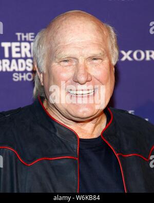 Las Vegas, NV, Stati Uniti d'America. 1 agosto, 2019. Terry Bradshaw presso gli arrivi per il Terry Bradshaw Mostra apertura notturna al debutto, Luxor Hotel and Casino Las Vegas NV Agosto 1, 2019. Credito: JA/Everett raccolta/Alamy Live News Foto Stock