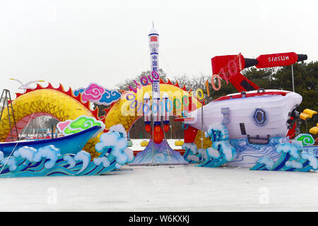 Un colorato lanterna è sul display davanti al 2018 Shenyang International Lanterna colorati festival culturali in Shenyang City, a nord-est della Cina di Liaon Foto Stock