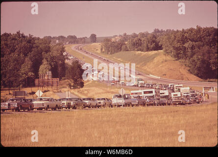 Il traffico su autostrada 25 uscire al di fuori della Interstatale 65 Foto Stock