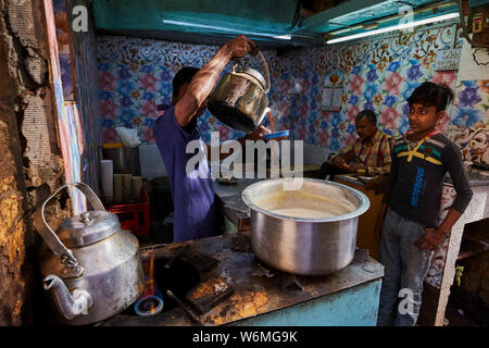 India, Delhi, Vecchia Delhi, tea house nella città vecchia Foto Stock