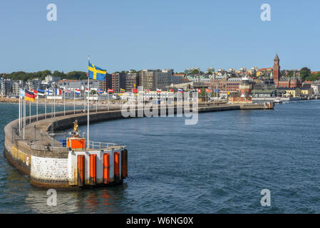 Helsingborg, Svezia - 29 Giugno 2019: il porto di Helsingborg in Svezia Foto Stock