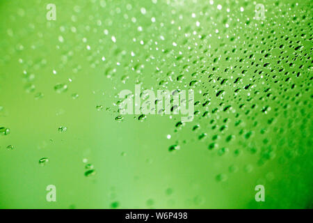 Abstract con il vetro e le goccioline di acqua Foto Stock