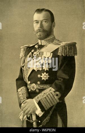 "Tsar Nicholas II', 1910s, (1920). Ritratto di imperatore Nicola II di Russia(1868-1918). Da "La grande guerra mondiale - una storia: Volume 1". [Il Gresham Publishing Company Ltd., Londra, 1920] Foto Stock