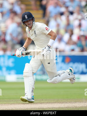 Inghilterra è Joe Denly durante il giorno due di ceneri Test match a Edgbaston, Birmingham. Foto Stock