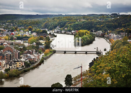 Mosa (MAAS) fiume in Namur. Belgio Foto Stock