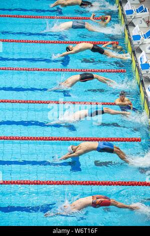 Berlino, Deutschland. 02Aug, 2019. Funzione, start, blocco di partenza, filo 100m Ruecken gli uomini su 02.08.2019 tedesco Nuoto Campionati 2019, dal 01.08. - 04.08.2019 a Berlino e in Germania. | Utilizzo di credito in tutto il mondo: dpa/Alamy Live News Foto Stock