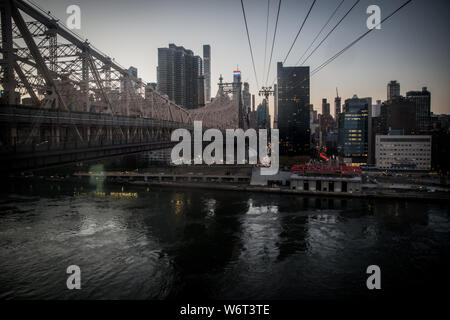 Ripresa cinematografica da Roosevelt Island Tram Foto Stock