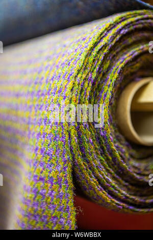Close up dei rotoli di tessuti di lana Foto Stock