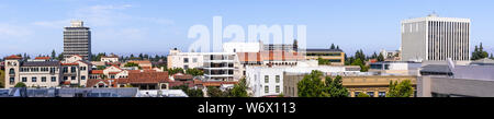 Vista aerea dell'area del centro cittadino di Palo Alto, San Francisco Bay Area, California Foto Stock
