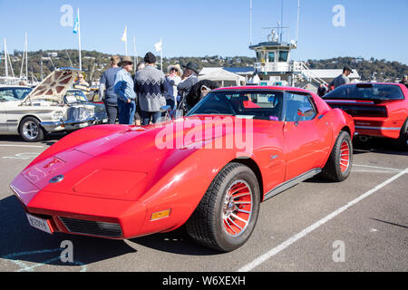 Red Corvette stingray american muscle car da 1973 a Sydney classic car show,l'Australia Foto Stock