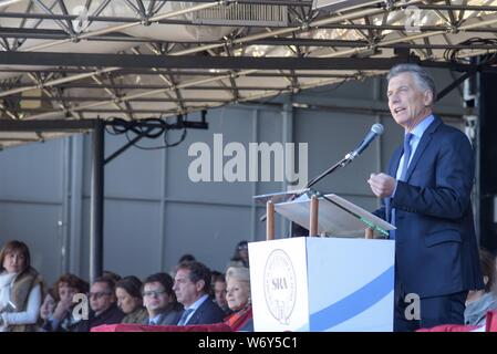 3 agosto 2019: il capo di stato è stata ricevuta al suo arrivo dal presidente argentino della società rurale (SRA), Daniel Pelegrina, dal segretario dell'agroindustria, Luis Miguel Etchevehere, tra le altre autorità e ha girato la convenzione prima della inaugurazione ufficiale quando ha fornito un discorso. (Credito Immagine: © Maximiliano RamosZUMA filo) Foto Stock