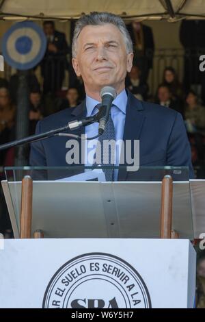 3 agosto 2019: il capo di stato è stata ricevuta al suo arrivo dal presidente argentino della società rurale (SRA), Daniel Pelegrina, dal segretario dell'agroindustria, Luis Miguel Etchevehere, tra le altre autorità e ha girato la convenzione prima della inaugurazione ufficiale quando ha fornito un discorso. (Credito Immagine: © Maximiliano RamosZUMA filo) Foto Stock