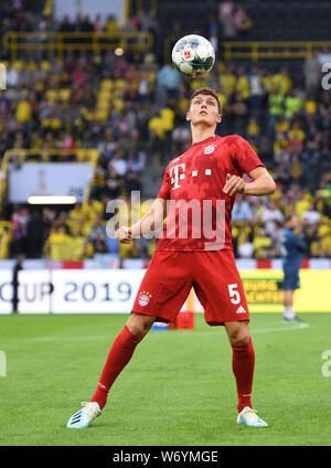 Dortmund, Germania. 03 Ago, 2019. Calcio: DFL Supercup, Borussia Dortmund - Bayern Monaco di Baviera in Signal Iduna Park. Bavaria Pavard Benjamin. Credito: Marius Becker/dpa/Alamy Live News Foto Stock