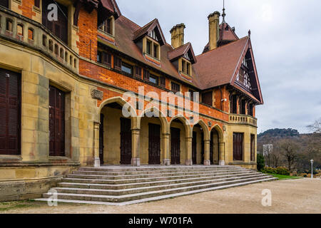 L'elegante di Miramar Palace a San Sebastian costruito nel XIX secolo dalla famiglia reale spagnola e la residenza preferita della Regina Maria Cristina Foto Stock