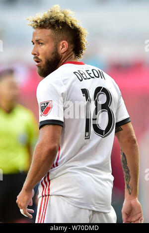 Harrison, New Jersey, USA. Il 3° agosto 2019. Toronto FC centrocampista NICK DELEON (18) è visto alla Red Bull Arena di Harrison New Jersey New York sconfigge Toronto 2 a 0 Credito: Brooks von Arx/ZUMA filo/Alamy Live News Foto Stock