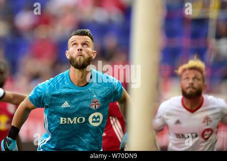 Harrison, New Jersey, USA. Il 3° agosto 2019. Toronto FC portiere QUENTIN WESTBERG (16) è visto alla Red Bull Arena di Harrison New Jersey New York sconfigge Toronto 2 a 0 Credito: Brooks von Arx/ZUMA filo/Alamy Live News Foto Stock