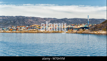 La Groenlandia vista della città di Ilulissat e icebergs. Destinazione turistica della actic. Foto Stock