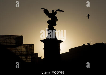 Roma, Italia. 03 Ago, 2019. Ombre al tramonto a Roma Credito: Matteo Nardone/Pacific Press/Alamy Live News Foto Stock
