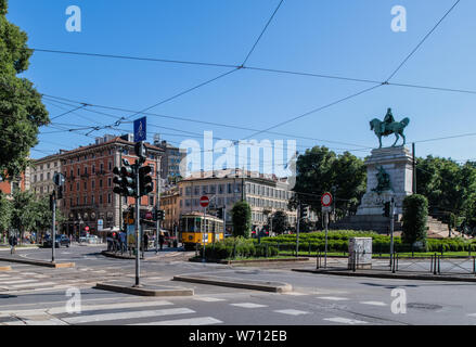 Milano, Italia - 30 Giugno 2019: vista di Piazza Cairoli Foto Stock