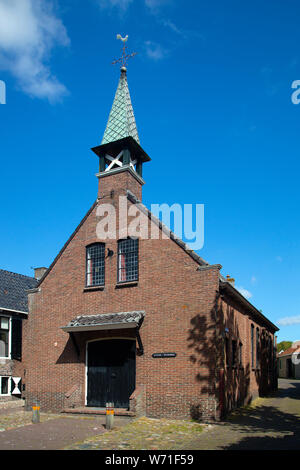 Nella piccola chiesa storica città olandese Sloten, Frisia Foto Stock