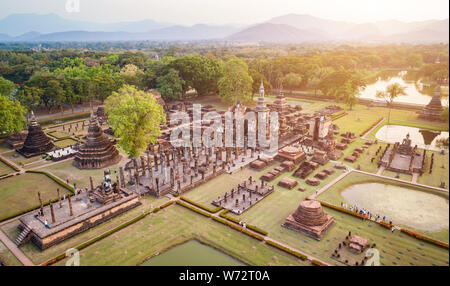 Vista aerea. Sukhothai Parco Storico di Sukhothai provincia nord della Thailandia. Foto Stock