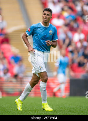 Londra, Regno Unito. 04 Ago, 2019. Rodrigo dell uomo città durante la comunità fa scudo match tra Liverpool e Manchester City allo Stadio di Wembley a Londra, Inghilterra il 4 agosto 2019. Foto di Andy Rowland. Credito: prime immagini multimediali/Alamy Live News Foto Stock