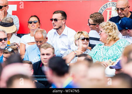 4 augustus 2019 Rotterdam, Olanda Calcio Olandese Eredivisie Feyenoord contro Sparta Rotterdam 04-08-2019: Voetbal: Feyenoord contro Sparta Rotterdam: Rotterdam L-R Justin Bijlow Foto Stock