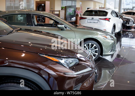 Russia, Izhevsk - Luglio 21, 2019: le nuove vetture della Lexus showroom. Famoso marchio mondiale. Veicoli di prestigio. Foto Stock