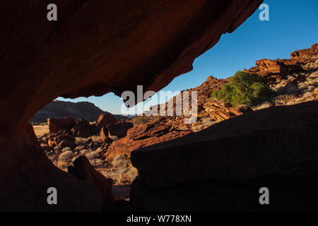 Vista del deserto a Twyfelfontein in Damaraland Namibia, Africa Foto Stock