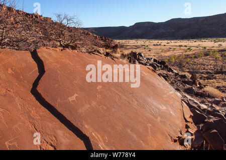 Vista del deserto a Twyfelfontein in Damaraland Namibia, Africa Foto Stock