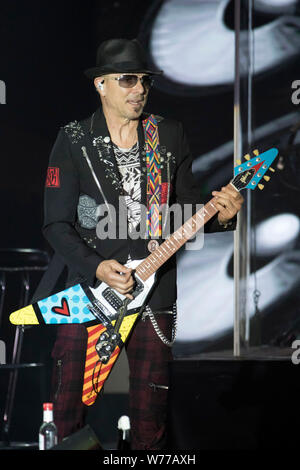 Scorpioni in concerto a Montecarlo Sporting concert hall di Monaco, con Klaus Meine, Pawel Maciwoda, Rudolf Schenker, James Kottak e Matthias Foto Stock