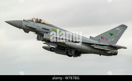 RAF Typhoon presso il Royal International Air Tattoo 2019, ZJ924 Foto Stock