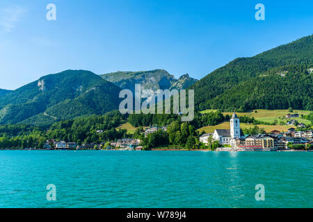 ST WOLFGANG, Austria - 10 luglio 2019: St Wolfgang è una città di mercato sulla riva settentrionale del lago Wolfgangsee nella regione del Salzkammergut. Foto Stock